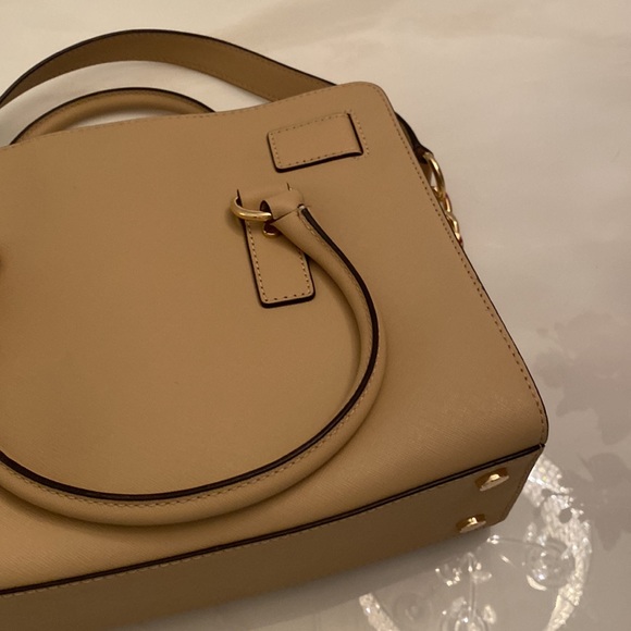 NWOT Michael Kors med Hamilton satchel. - Picture 12 of 13